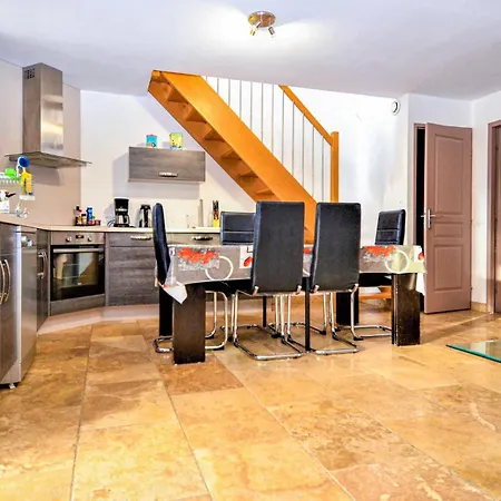 Lovely In With House A Panoramic View *
