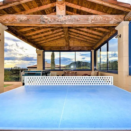 Lovely In With House A Panoramic View Dom wakacyjny